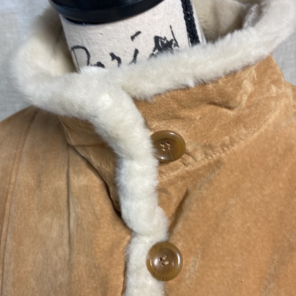 Gallery Suede Vintage Coat - Picture 2 of 9